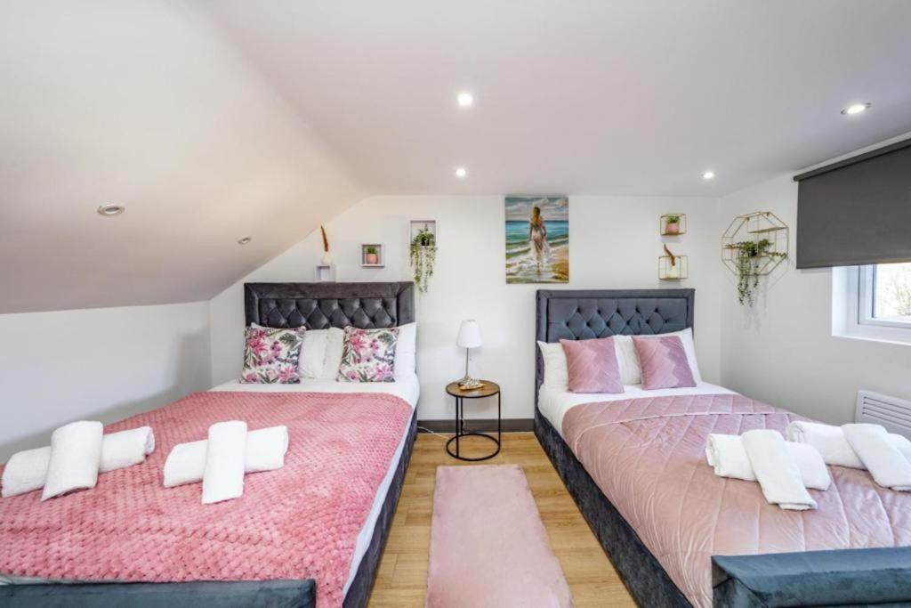 Heathrow Guest House - Oakway Feltham 외부 사진