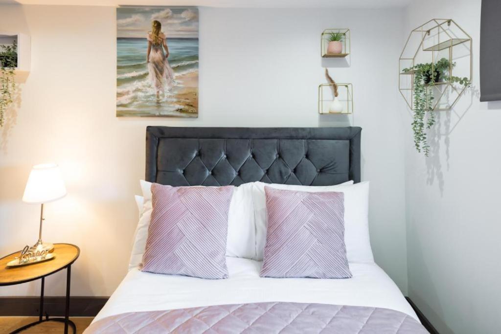 Heathrow Guest House - Oakway Feltham 외부 사진